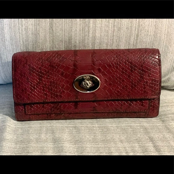 Coach Leather Snake embossed Wallet - Picture 1 of 13